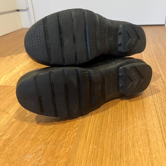 Hunter Rain Boots - Original Tall in Black size 6M/7F with Strap Flaw - Picture 9 of 10